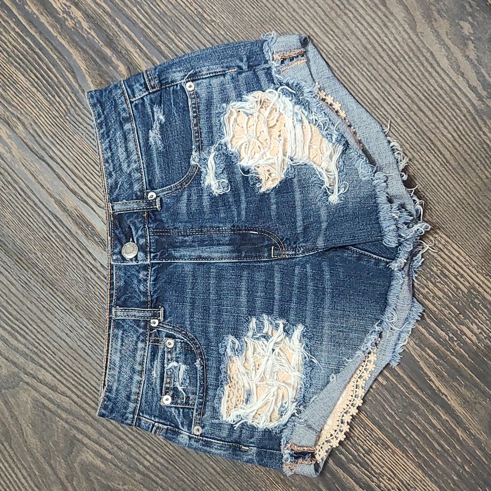 American Eagle hi-rise festival shorts 6